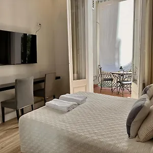 https://guest-house-center-inn-barcelona.topbarcelonahotels.com