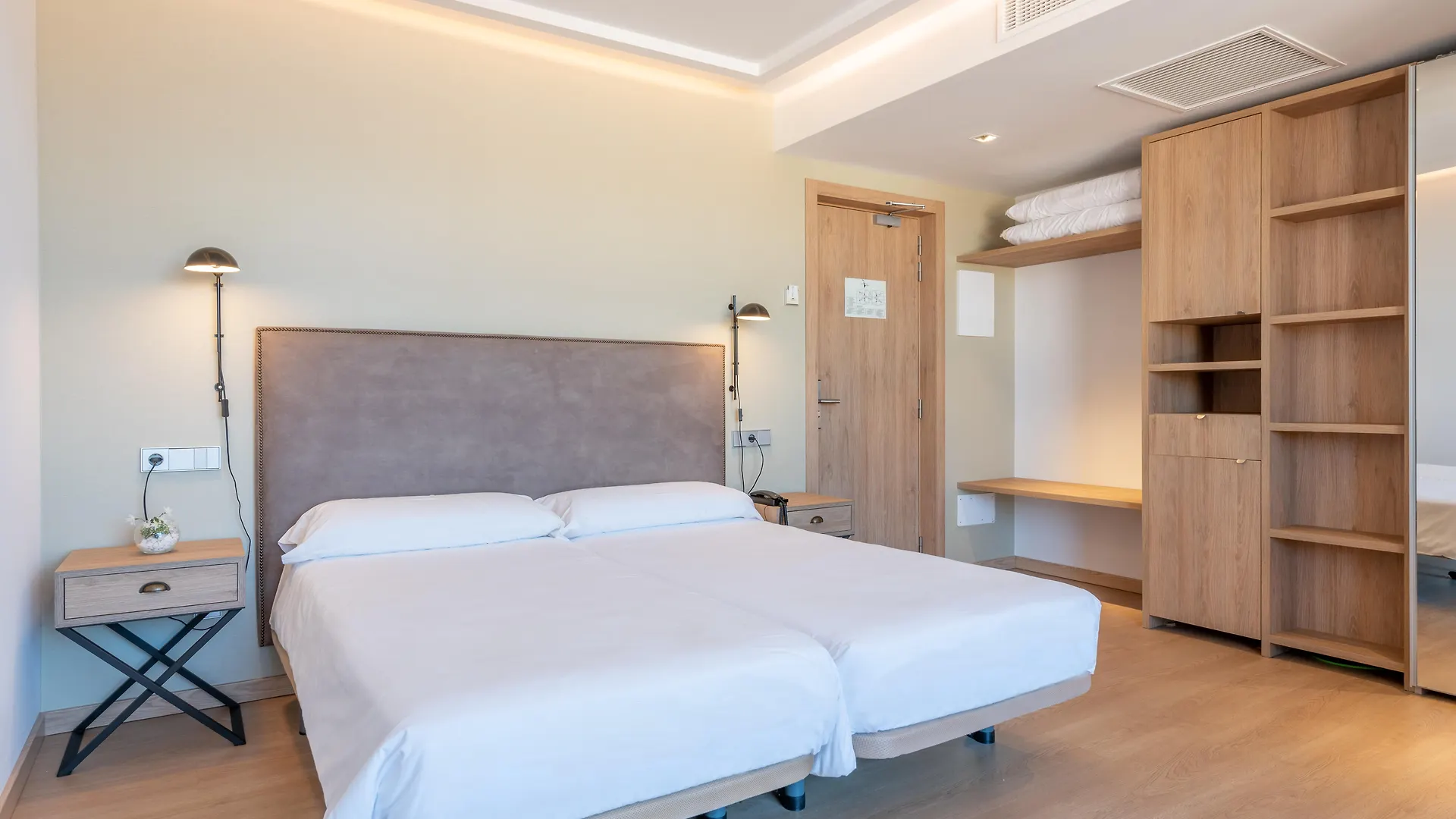 Kyrat Amarac Suites Cala Millor  Cala Millor (Mallorca)